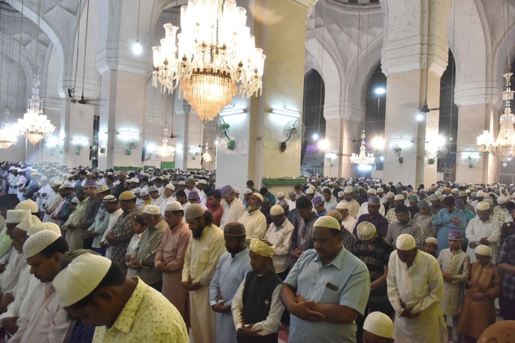 Muslims in India worship without reason?