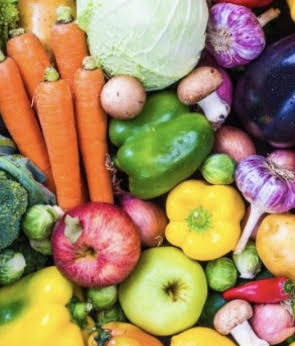 Bigbasket online grocery store delivers fresh packed cut vegetables