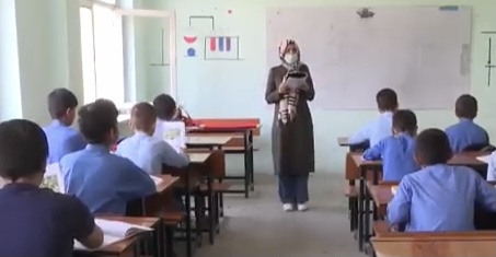 Schools Open In Afghanistan As Co Education Banned